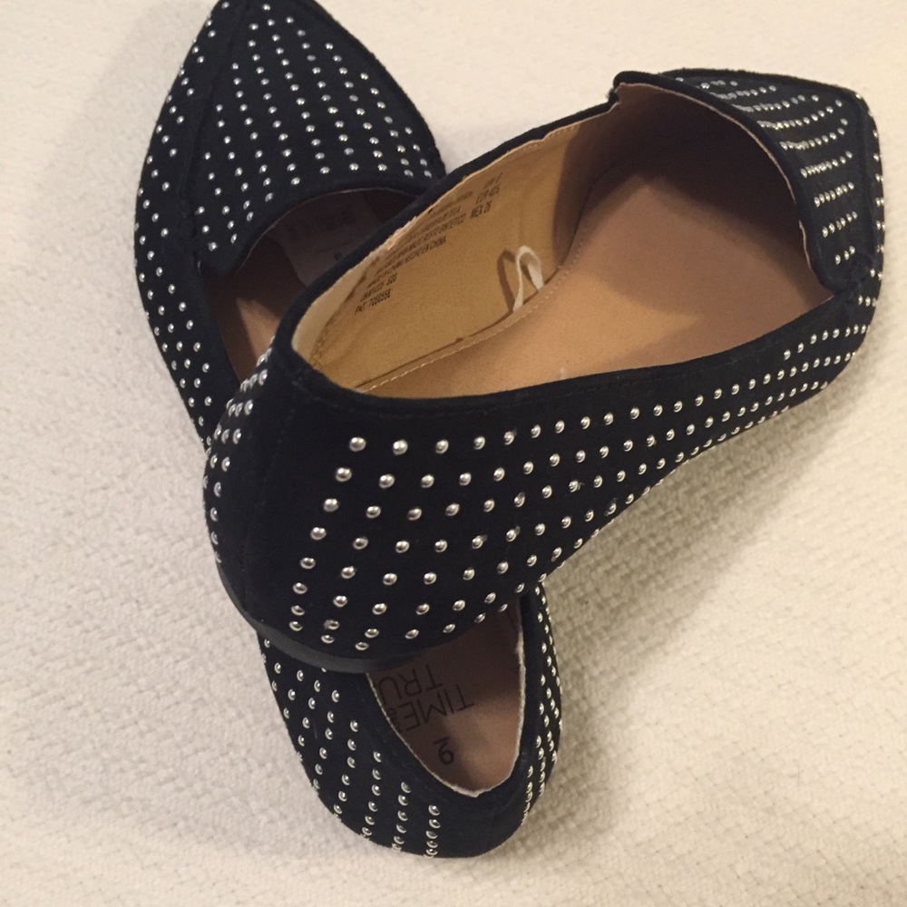 Time and Tru Shoes. variety sizes - Picture 4 of 5